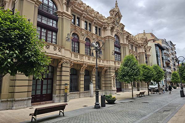 wat te doen in Avilés wat te doen in Avilés